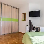 Urban Apartman Makarska