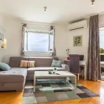 Urban Apartman